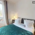 Rent 2 bedroom apartment of 55 m² in Paris