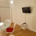 Rent 3 bedroom apartment of 65 m² in Málaga