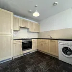 Rent 2 bedroom flat in Calderdale