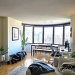 Rent 1 bedroom apartment of 93 m² in New York