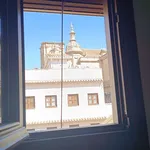 Rent a room of 105 m² in granada