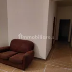 Affitto 3 camera appartamento di 70 m² in Bologna