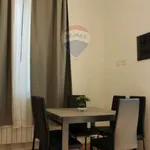 Rent 3 bedroom apartment of 90 m² in Milan