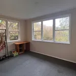 Rent 4 bedroom house in Wellington