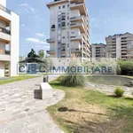 Rent 2 bedroom apartment of 61 m² in Segrate