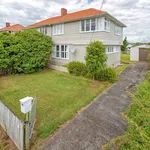 Rent 3 bedroom house in Papakura