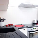 Rent 1 bedroom apartment of 70 m² in Bordeaux