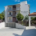 Rent 2 bedroom apartment in Southport