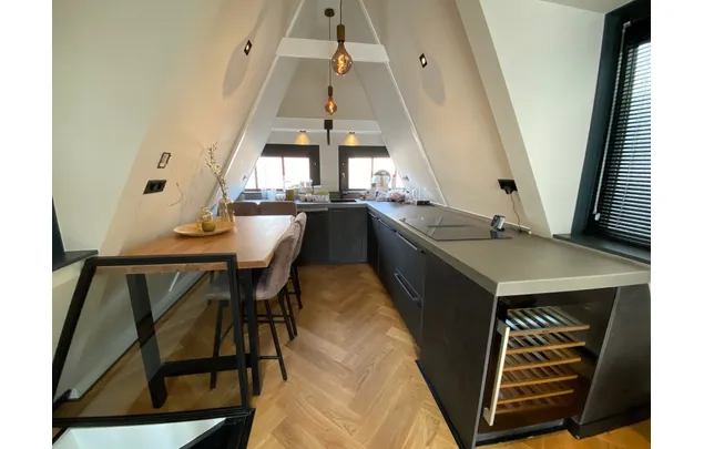 Huur 2 slaapkamer appartement van 73 m² in Amsterdam