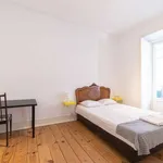 Rent a room in lisbon