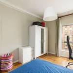 Rent a room of 160 m² in madrid