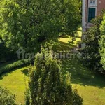 Rent 5 bedroom apartment of 177 m² in Genoa