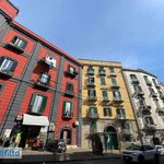 Affitto 3 camera appartamento di 85 m² in Naples