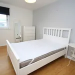 Rent 2 bedroom flat in Glasgow