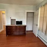 Rent 4 bedroom apartment in Valley Stream