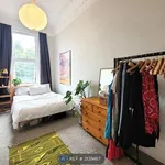 Rent 2 bedroom apartment in Bristol