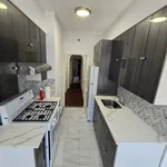 Rent 2 bedroom apartment of 92 m² in Woodside