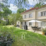 Rent 10 bedroom house of 315 m² in Saint-Germain-en-Laye