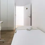 Rent a room in lisbon