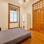 Rent a room of 111 m² in Lisboa