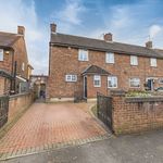 Rent 4 bedroom flat in South East England