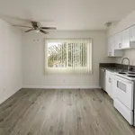 Rent 2 bedroom apartment in Bakersfield