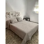 Rent 1 bedroom apartment of 70 m² in  Sevilla