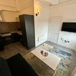 Rent 1 bedroom flat in Wakefield