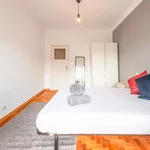 Rent a room of 103 m² in Lisboa