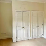 Rent 3 bedroom flat in West Midlands