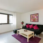 Appartement de 65 m² avec 1 chambre(s) en location à Paris