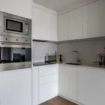 Rent 3 bedroom apartment of 80 m² in Lisbon