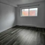 Rent 4 bedroom apartment in Montreal