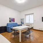 Rent 4 bedroom apartment of 100 m² in Genoa