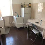 Rent 3 bedroom apartment of 60 m² in Milano