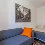 Rent 5 bedroom apartment in Valencia