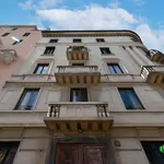 Rent 3 bedroom apartment of 80 m² in Milano