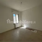 Affitto 3 camera appartamento di 76 m² in Brindisi