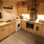 Rent 2 bedroom flat in Woking