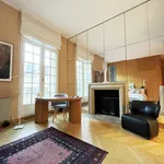 Rent 4 bedroom apartment of 185 m² in Paris