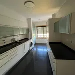 Rent 3 bedroom apartment of 96 m² in Lisbon