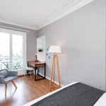  appartement avec 4 chambre(s) en location à Paris