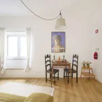 Rent 1 bedroom apartment of 50 m² in lisbon