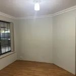 Rent 4 bedroom house in Rivervale