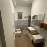 Affitto 5 camera appartamento di 110 m² in Vado Ligure