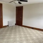 Rent 1 bedroom apartment in Lynbrook