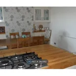 Semi-detached house to rent in Somerset Avenue, Luton LU2