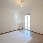 Rent 4 bedroom apartment of 120 m² in Malgrate