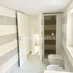 Rent 1 bedroom apartment of 31 m² in Naples