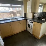 Rent 3 bedroom apartment in Yorkshire And The Humber